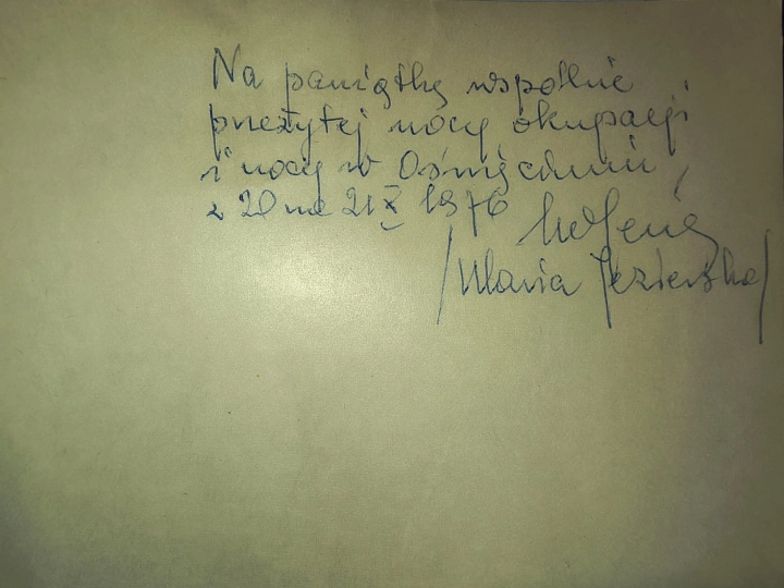 wspomnienia więźniów autograf.jpeg