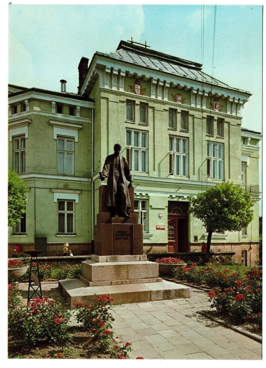 493a.jpg