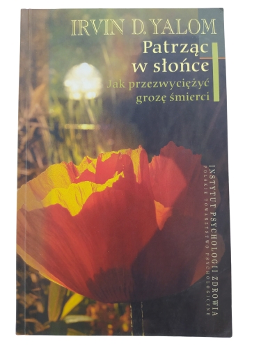 patrząc w słońce.jpg